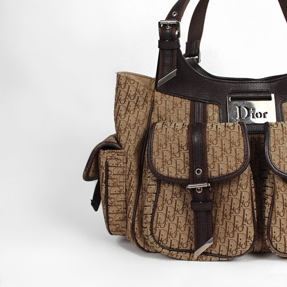 Sold - Picture 5 of 9